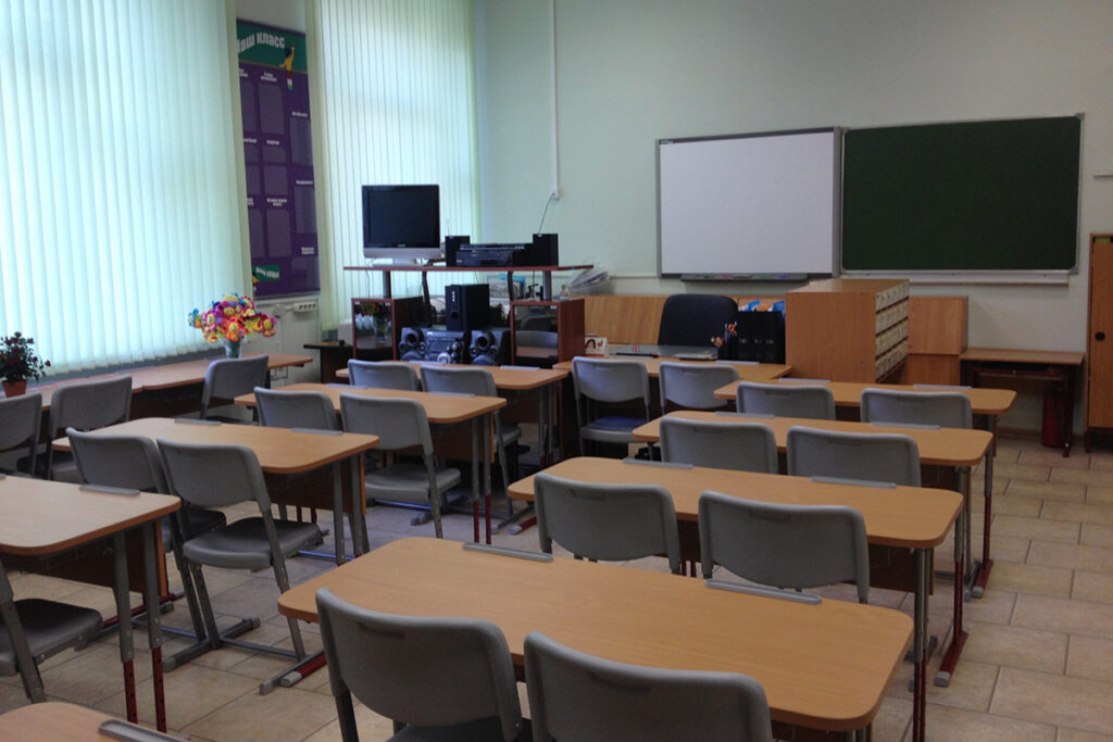 Минпросвещения показало календарь школьных каникул