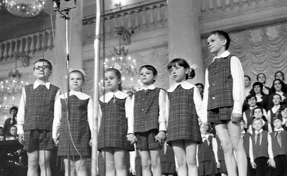 Почему рухнул СССР и при чем здесь детская песня Почему рухнул СССР и при чем здесь детская песня звезда,наши звезды,новости,шоу,шоубиz,шоубиз