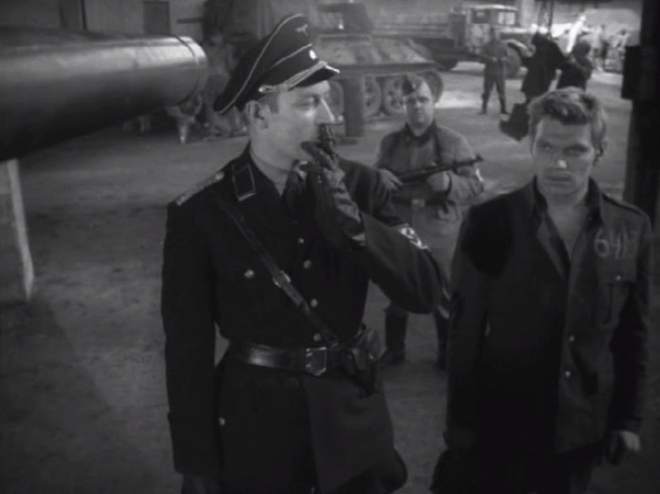 ​В 1965 году европейцы не хотели смотреть фильмы о концлагерях, пленных советских танкистах и преступлениях против человечности Кадр из х/ф «Жаворонок» (1964 год) - Легенда о "сбежавшей тридцатьчетвёрке" | Военно-исторический портал Warspot.ru