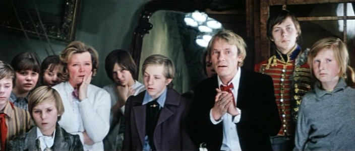 Сто дней после детства (1975) Сто дней после детства (1975)