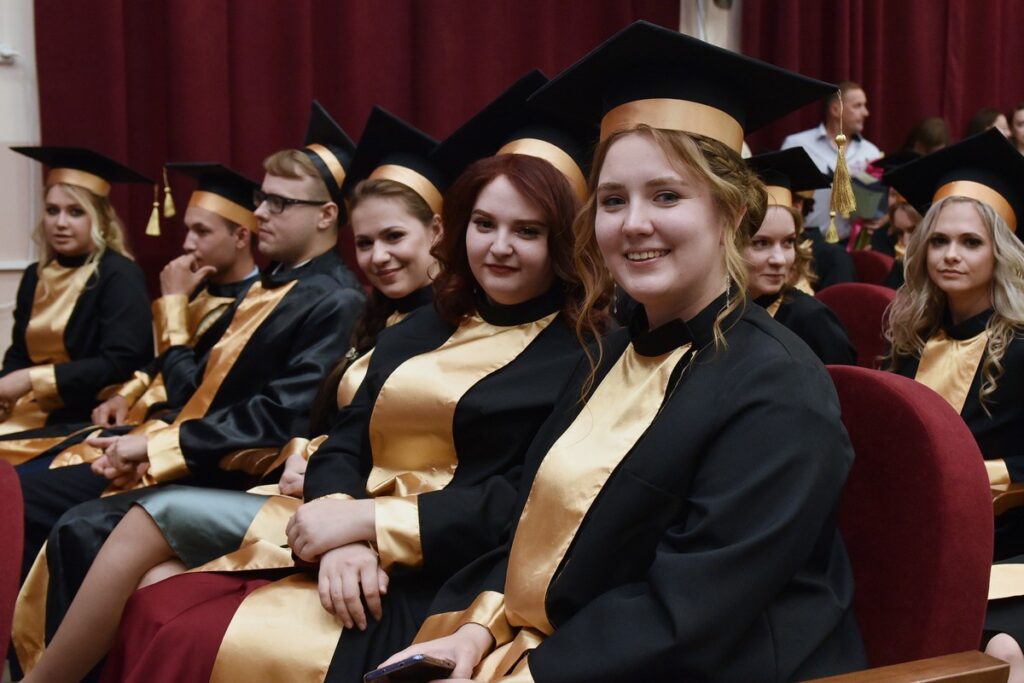 68 выпускников-педиатров получили дипломы Рязанского медуниверситета