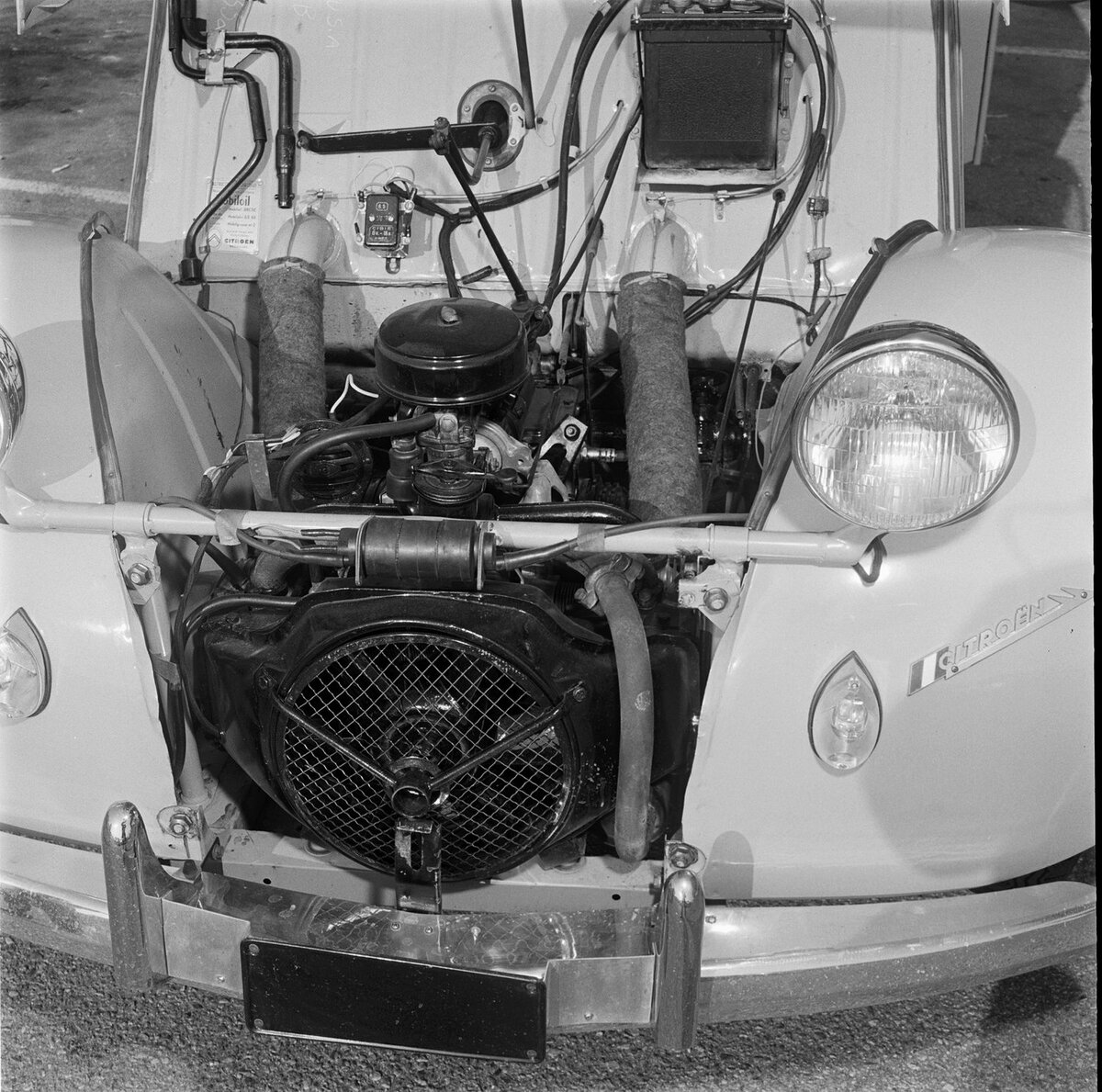 Citroen 2CV Fourgonnette - Фургон для бедных французских фермеров Citroen 2CV Fourgonnette - Фургон для бедных французских фермеров история