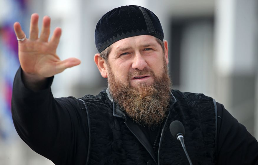 Кадыров предложил Зеленскому передать власть на Украине Януковичу