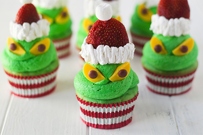 Creative-Holiday-Cupcake-Recipes