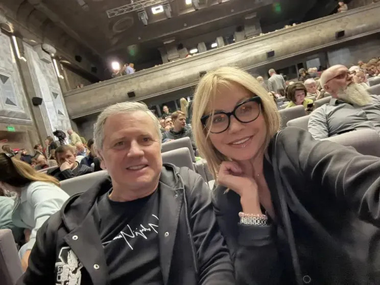 Аншлаг и реакция Владимира Путина: Михаил Ефремов вышел на сцену с премьерой спектакля впервые после освобождения из колонии Ефремов, Ефремова, заявил, Михалкова, актёра, рублей, спектакле, колонии, после, тысяч, стала, Ефремовым, Михалков, спектакля, билеты, спекулянты, бесплатно, новую, также, скупить