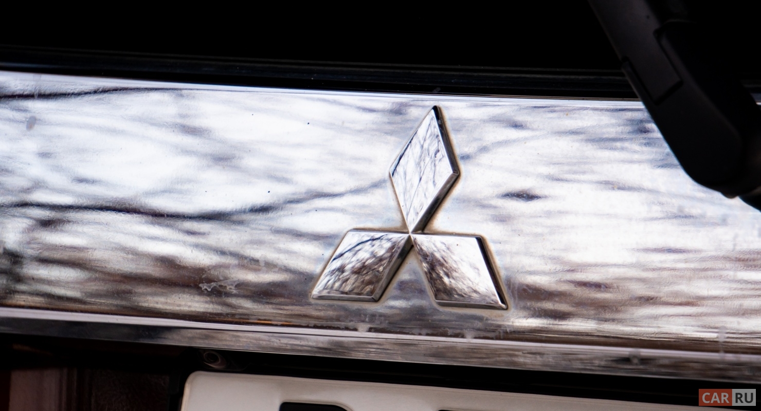 В России начались продажи кроссоверов Mitsubishi Eclipse Cross за 3 млн рублей