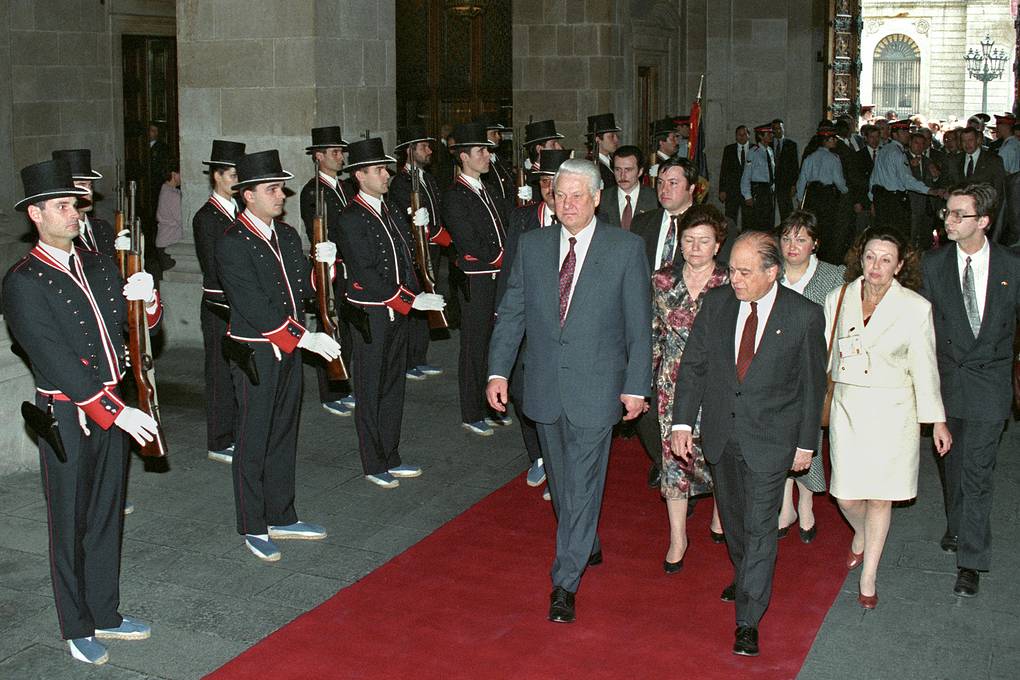 Во время визита президента России Бориса Ельцина в Испанию, 1994 год Александр Сенцов и Александр Чумичев/ТАСС