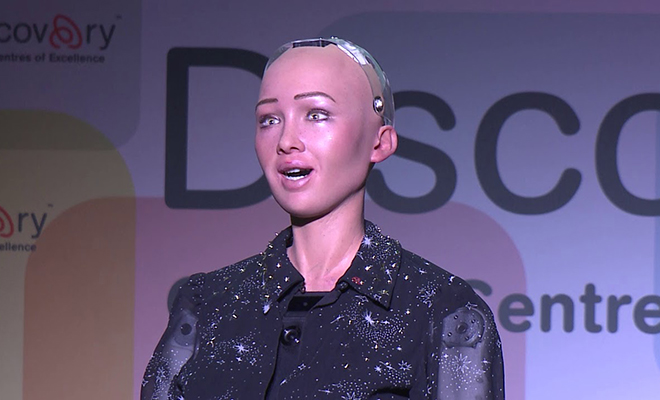 Инженеры тестировали искусственный интеллект: боты стали общаться на языке, который люди не понимали Культура