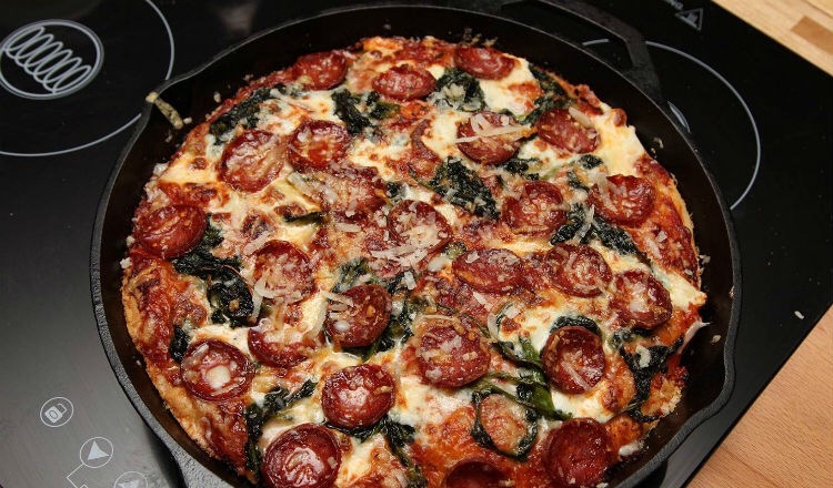 Пицца на сковороде за 5 минут: идеально вкусный рецепт