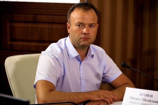 Министр строительства Крыма ушел в отставку 