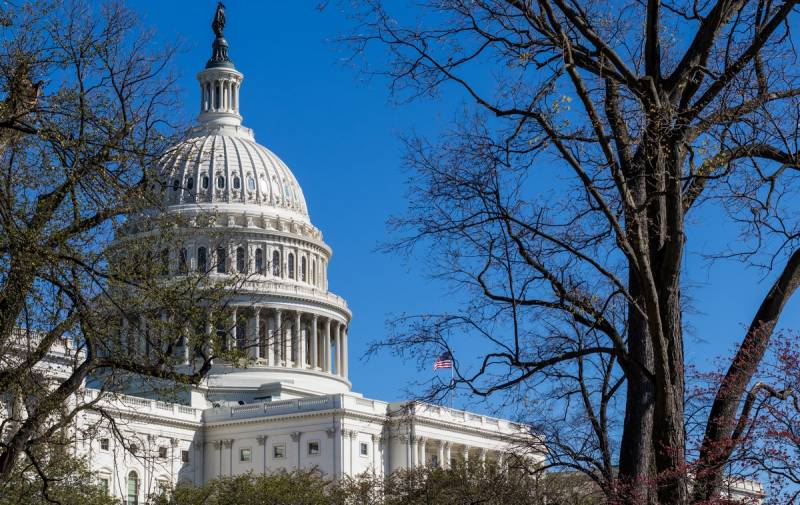 Месть за Сулеймани: в США пообещали направить самолет на Капитолий