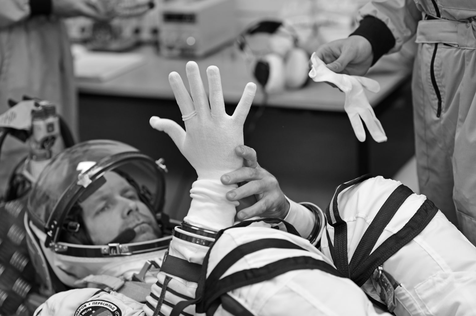 Финишная прямая: Как Юлия Пересильд и Клим Шипенко готовятся к полёту в космос