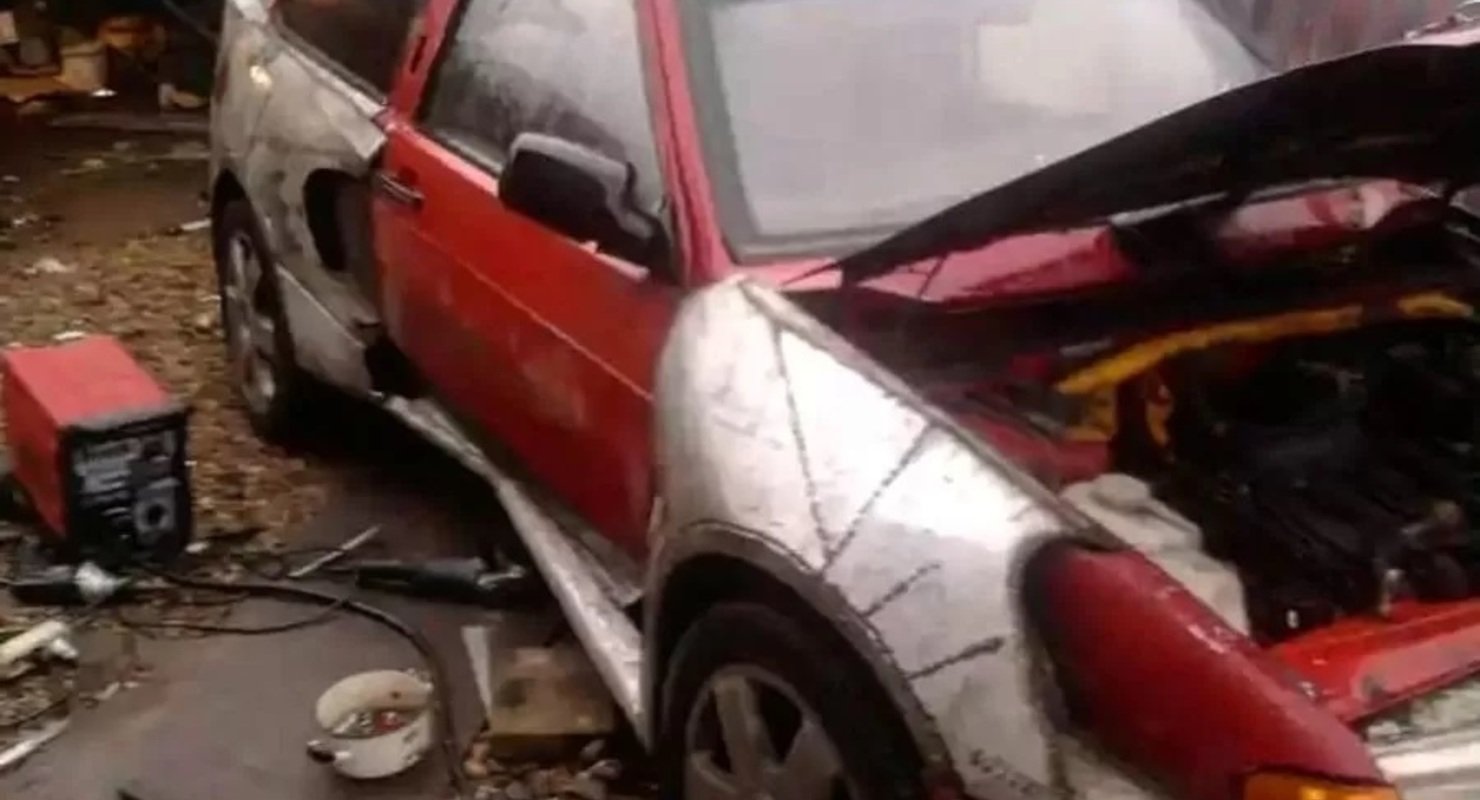 Старый ВАЗ-2108 с новым обвесом и компьютером в салоне