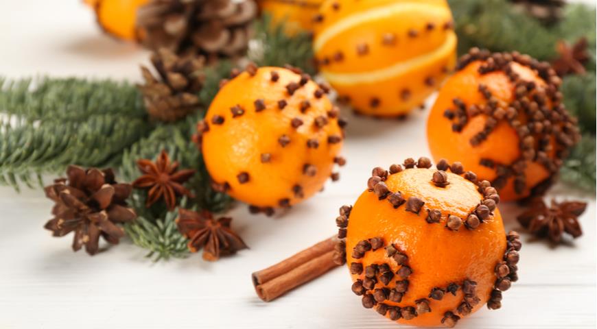 Как быстро сделать апельсиновый шарик с гвоздикой для новогоднего аромата шарики, сделать, чтобы, апельсиновые, другие, отверстия, использовать, несколько, рождественским, гвоздикой, детей, главных, каждого, украшение, апельсина, апельсиновый, только, высохнуть, заранее, гвоздику
