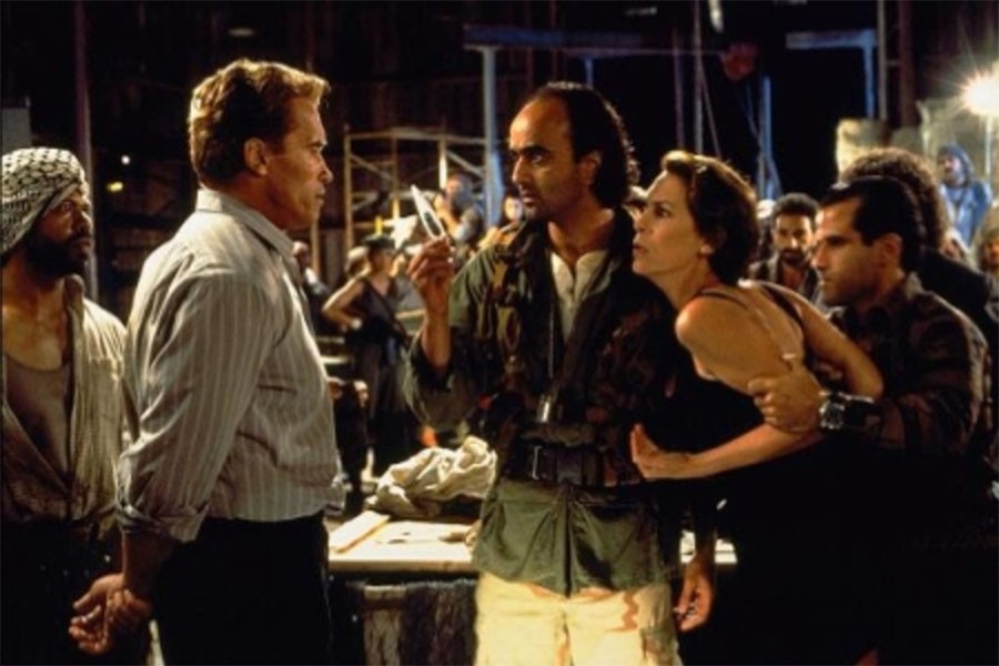 Шварценеггер и Сталлоне. История дружеского троллинга 