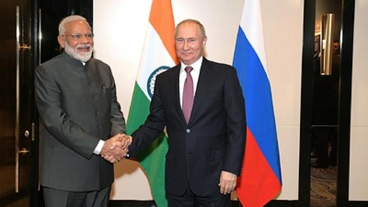 Критичность решения Индии соблюдать санкции против РФ станет ясна в ближайшие месяцы – финомбудсмен 