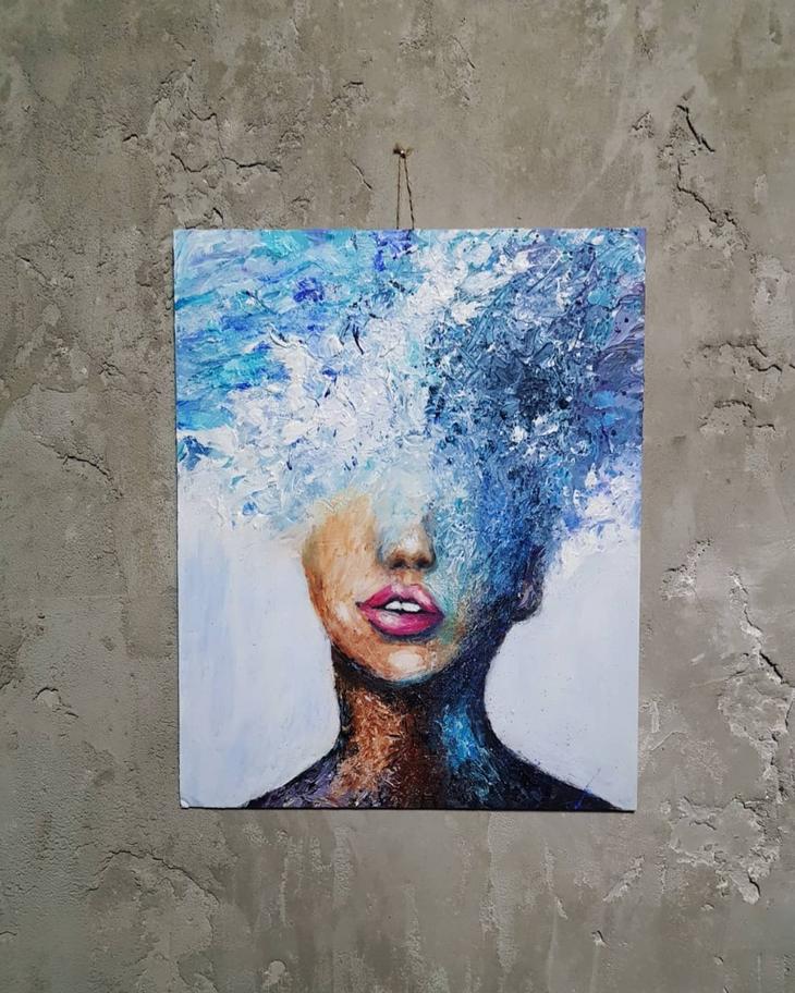 Картины от сердца: девушка из Белоруссии рисует картины грудью, и даже сделала портрет Лукашенко Картины от сердца: девушка из Белоруссии рисует картины грудью, и даже сделала портрет Лукашенко