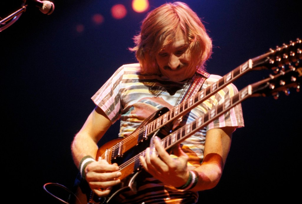 250 величайших гитаристов всех времен - 13 выпуск, треки, когда, сказал, стиле, группы, который, чтобы, Guitar, гитаре, таких, играть, Маккриди, только, Тайил, песнях, после, Stinson, Стинсон, гитарный