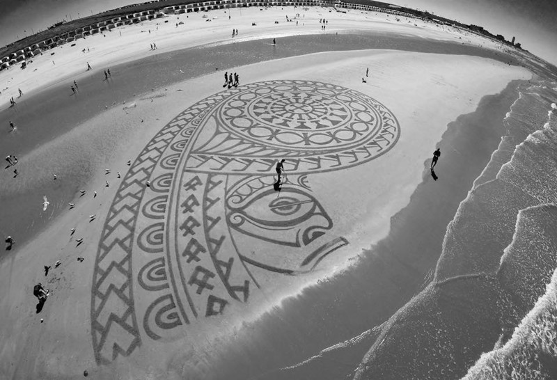 Тим Хукстра — художник создающий огромные рисунки на песке Тим Хукстра, картины, красота, океан, песок, рисунок, художник