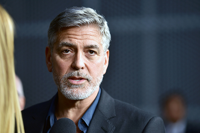 Пандемия расизма: как Джордж Клуни, Рианна, Белла Хадид и другие звезды поддержали акции протеста в США blackouttuesday,theshowmustbe,theshowmustbepaused,Новости