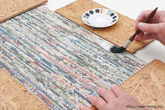 Плетение из газет - подставка для инной бутылки Плетение из газет - подставка для инной бутылки плетение из газет,своими руками,сделай сам