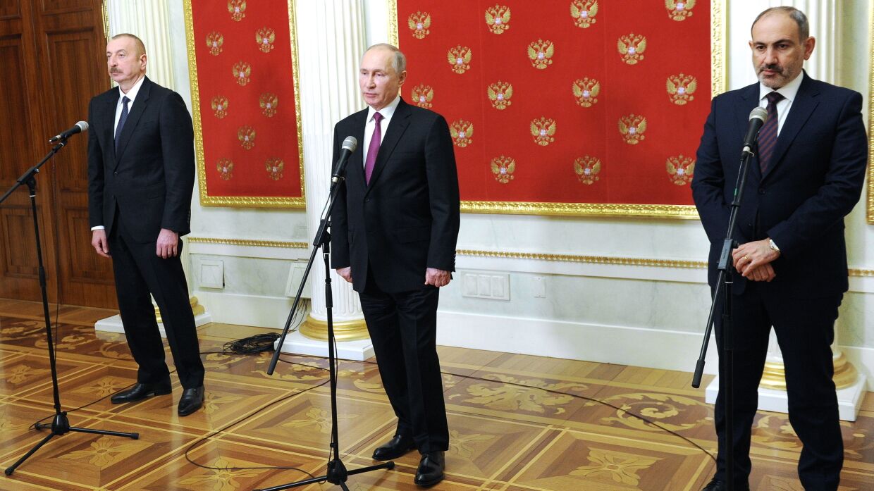 Стратегическая игра в Закавказье: О чем договорились Путин, Алиев и Пашинян Стратегическая игра в Закавказье: О чем договорились Путин, Алиев и Пашинян геополитика