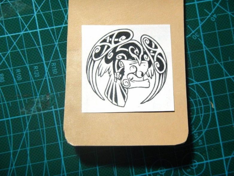 Маленькая кожаная сумочка на пояс кожаная сумочка