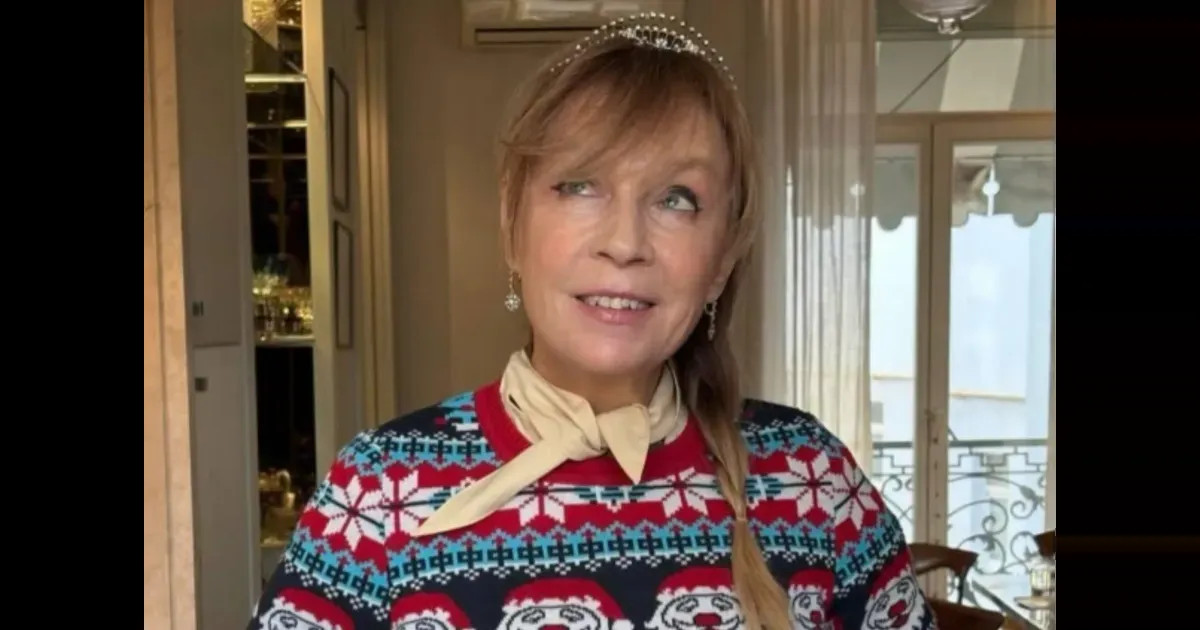 Алёна Долецкая обиделась на слова журнала "Сноб" о том, что её молодость "давно закончилась"