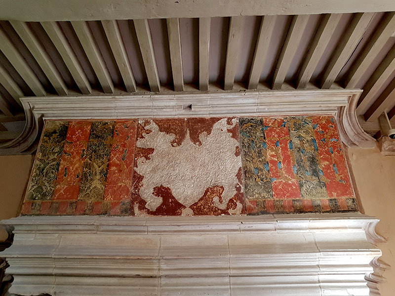 Бургундия. Шатонёф. Крошечная деревня с огромным старинным замком! Бургундия. Шатонёф. Крошечная деревня с огромным старинным замком! автотуризм