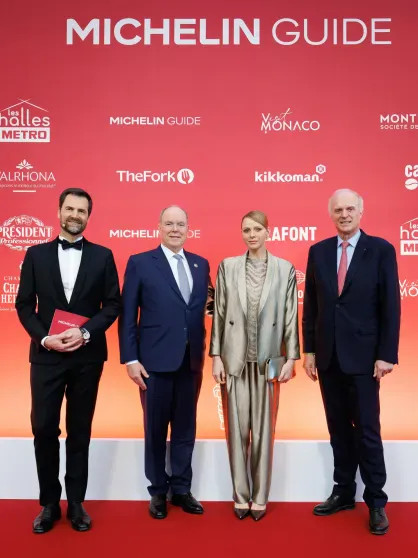 Золотой выход: княгиня Шарлен и князь Альбер II на вручении звёзд Michelin