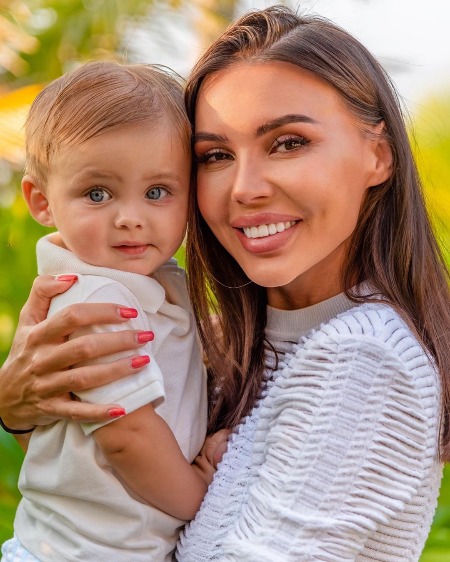 Жена Джигана Оксана Самойлова рассказала о первых сутках после рождения сына: "Никто не говорил, что с ним" Дети,Дети знаменитостей