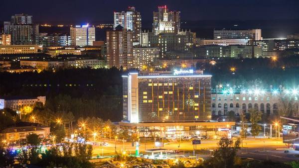 Открытие музыкальной рюмочной, строительство 32-этажного дома и награждение полицейских: чем жила Челябинская область на этой неделе