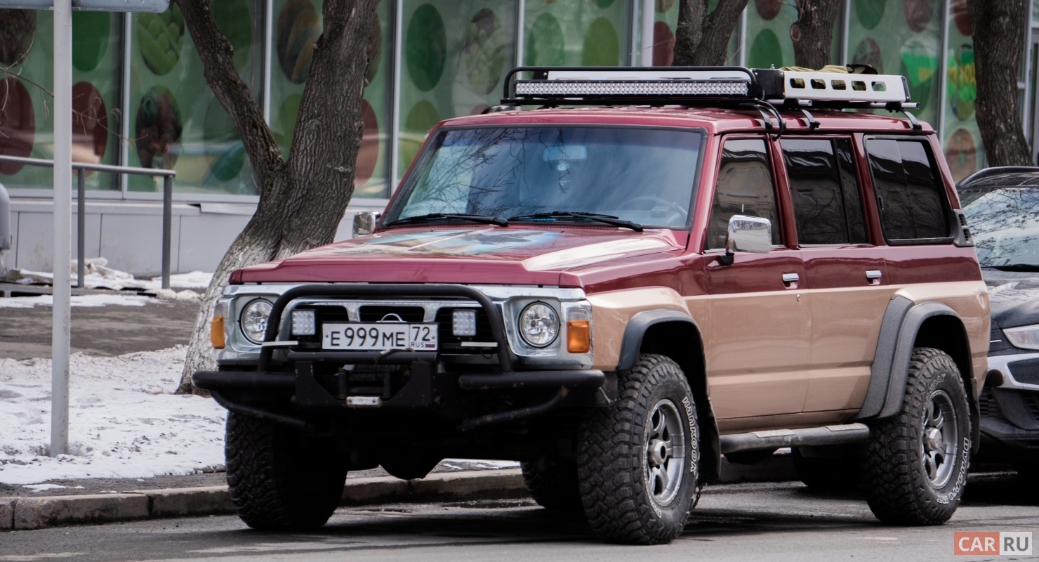 Компания Vigilante показала 1000-сильный рестомод на базе классического Jeep Grand Wagoneer