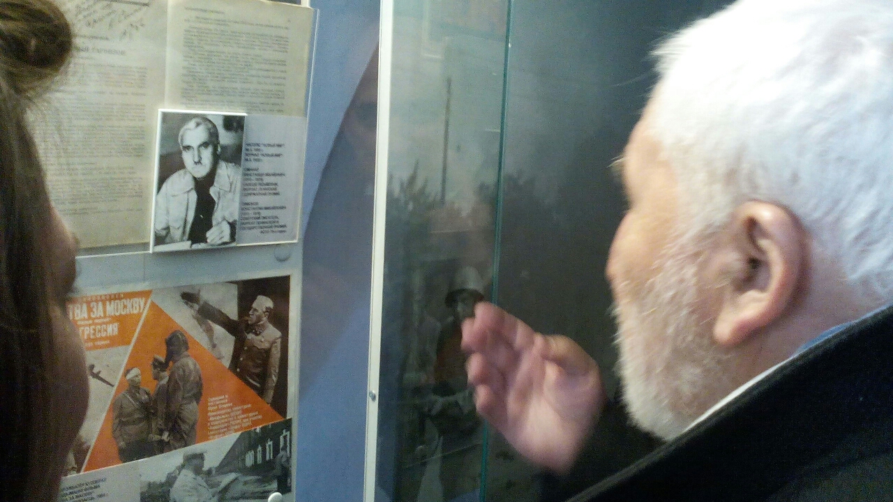 Поле Константина Симонова г,Москва [1405113],город Ржев г,о,[95249610],г,Ржев [1252838],г,Санкт-Петербург [1414662],история,Тверская обл,[1252720]