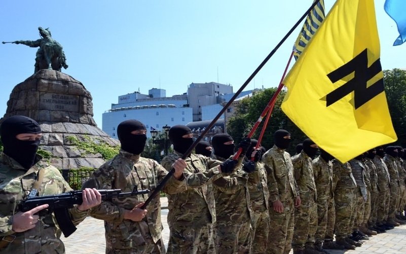 «Политический спецназ» на Украине: что позволяют себе нацбатальоны и ждёт ли их «чистка»?