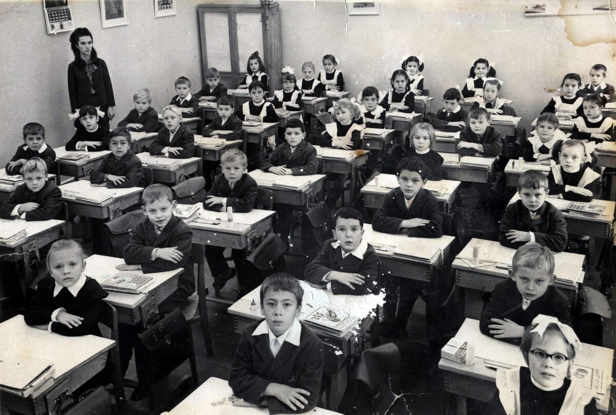 школа черно белое фото