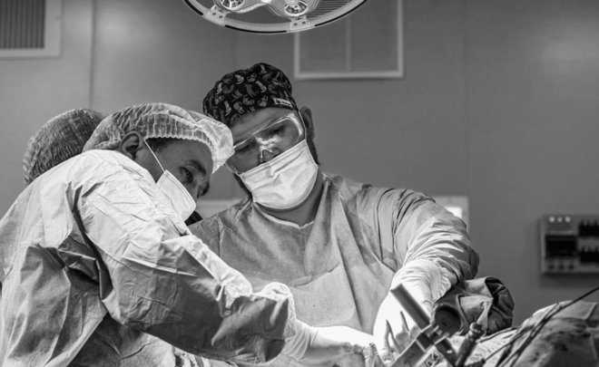 В Челнах пациентке онкодиспансера установили протез из материала, используемого для космических кораблей