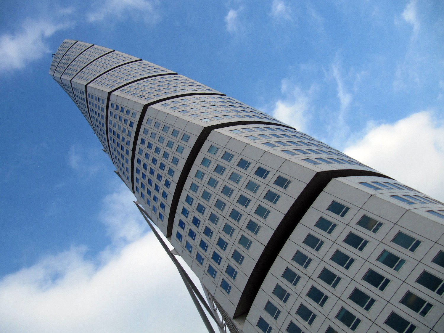 Московская башня «Эволюция» и еще 12 спиралевидных небоскребов мира архитектура,небоскребы