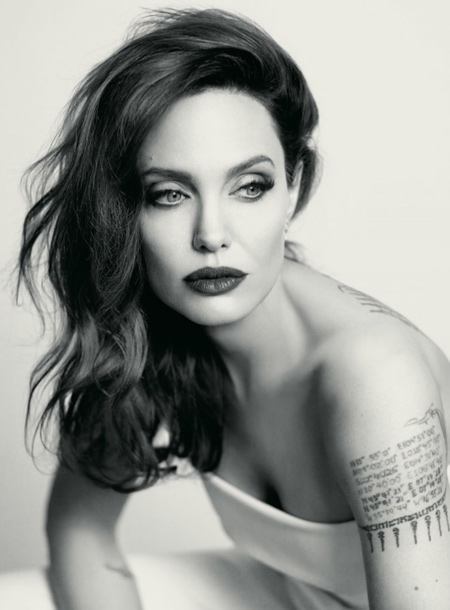 Дочь Брэда Питта Шайло отказалась от его фамилии Дочь Брэда Питта Шайло отказалась от его фамилии Дети,Дети знаменитостей