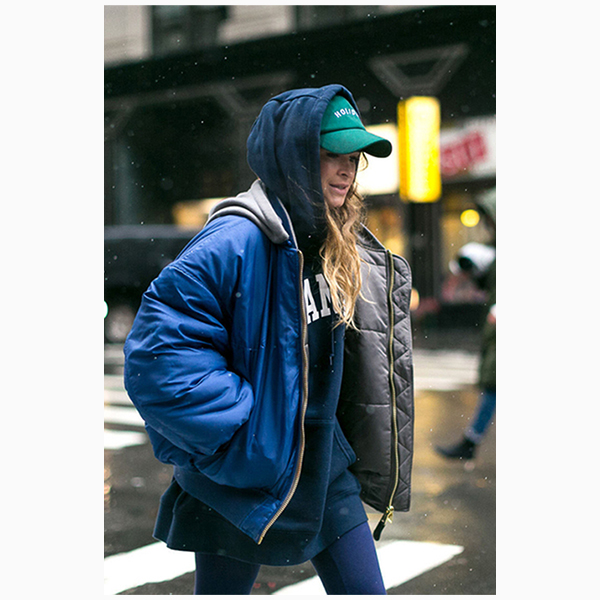 jsoilx l 610x610 jacket nyfw 2017 blue hoodie fashion week 2017 fashion week streetstyle puffer jacket blue jeans hoodie denim jeans cap miroslava duma На смену нормкору <br> пришел горпкор?