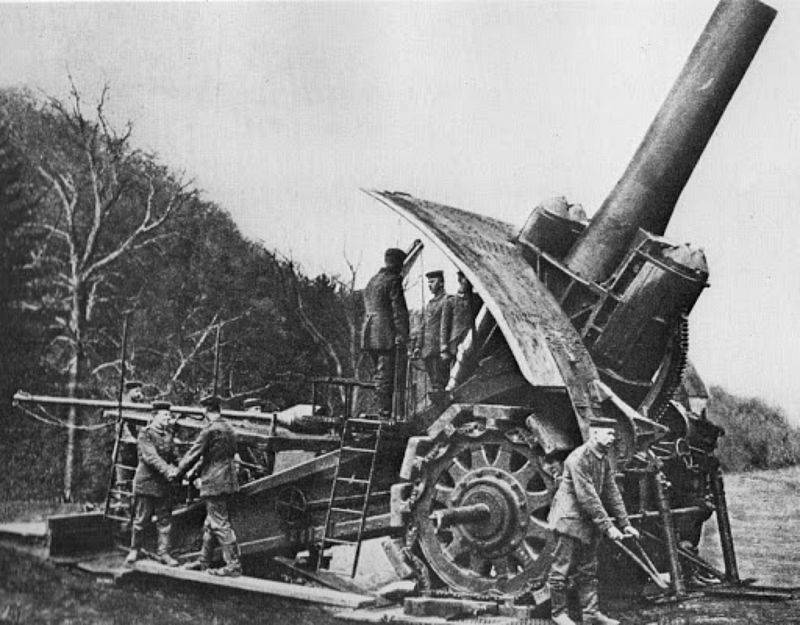 Самые большие пушки в истории. Большая Берта Самые большие пушки в истории. Большая Берта оружие