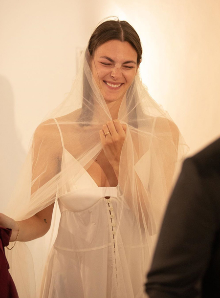 Топ-модель Виттория Черетти вышла замуж на Ибице: фото со свадьбы Свадьбы,Звездные свадьбы