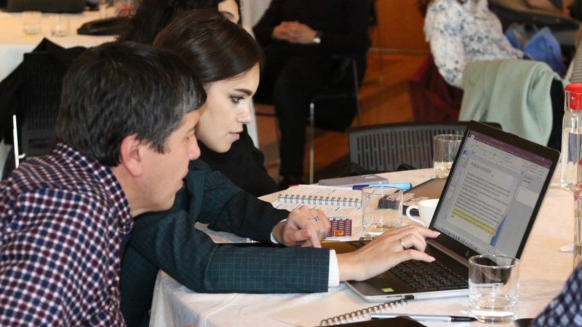 США обучат блогеров Таджикистана бороться с «дезинформацией и пропагандой»