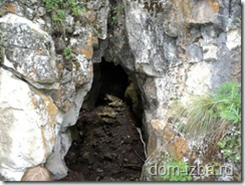 Первые жилища древних людей были. Пещера – жилище первобытного человека