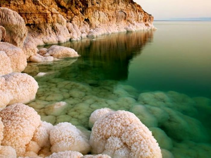Скоро соль полностью выйдет из-под воды. /Фото: tfmarket.ru