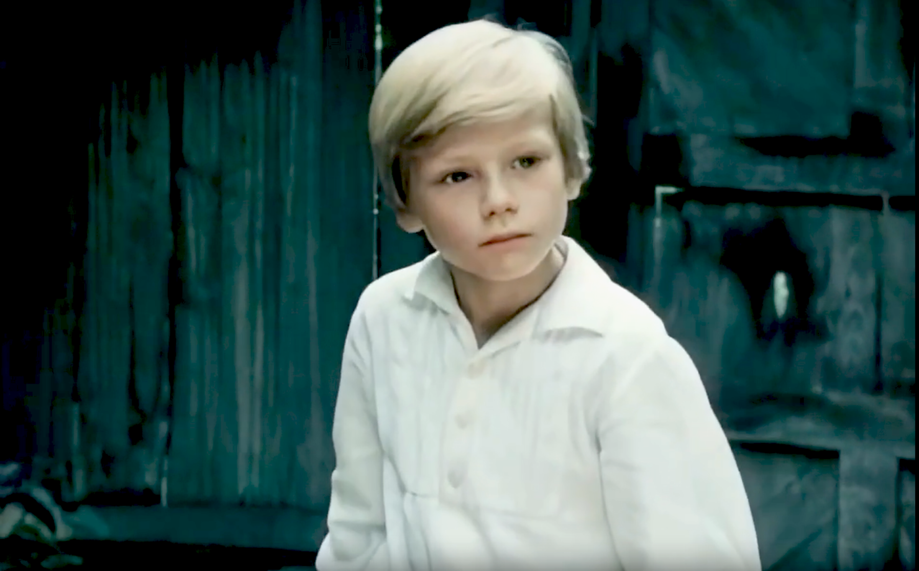 Ваши дети не оценят: 6 правил дворянского воспитания, которые сейчас вводят в ступор чтобы, семьи, нужно, детей, ребенок, воспитание, только, время, родители, могли, часто, статус, более, уровень, коленями, горох, ставили, делая, несколько, Поэтому