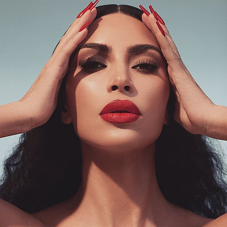 Кайли Дженнер в образе Рокси Харт из фильма Кайли Дженнер в образе Рокси Харт из фильма