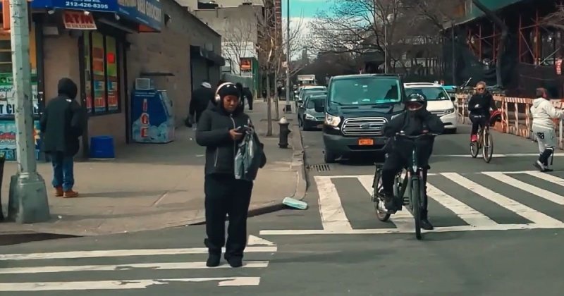 Застывшие люди Нью-Йорка: Скоростная съемка 960 кадров в секунду замедленное видео,интересное,Нью-Йорк  ,скоростная съёмка  