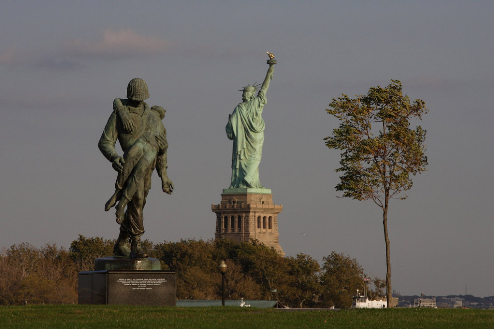 Статуя Свободы с необычной стороны