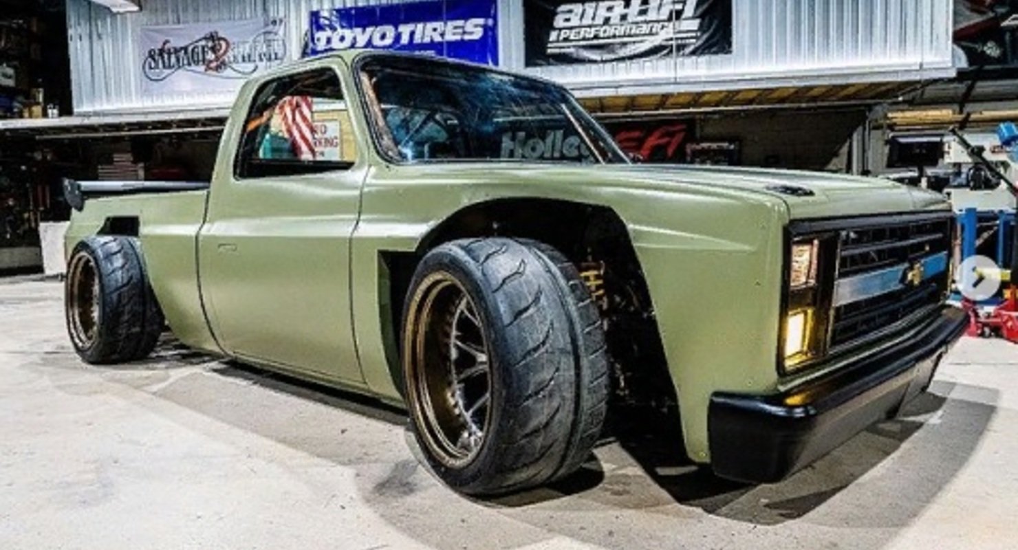 Старый пикап Chevrolet C10 превратили в электромобиль